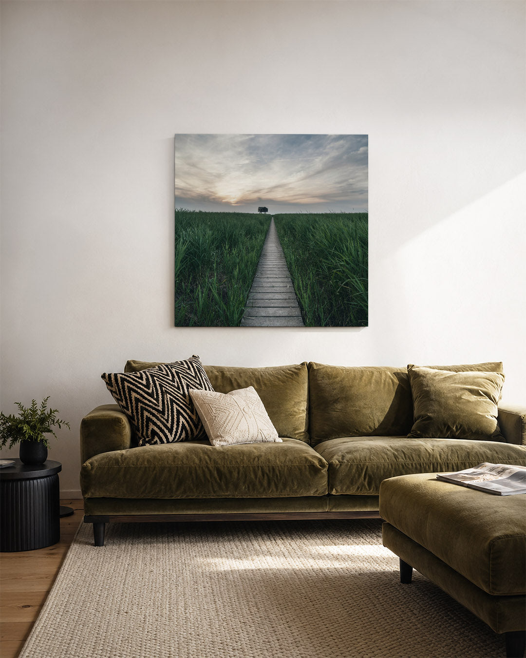 Pad door grasland Kunstwerk
