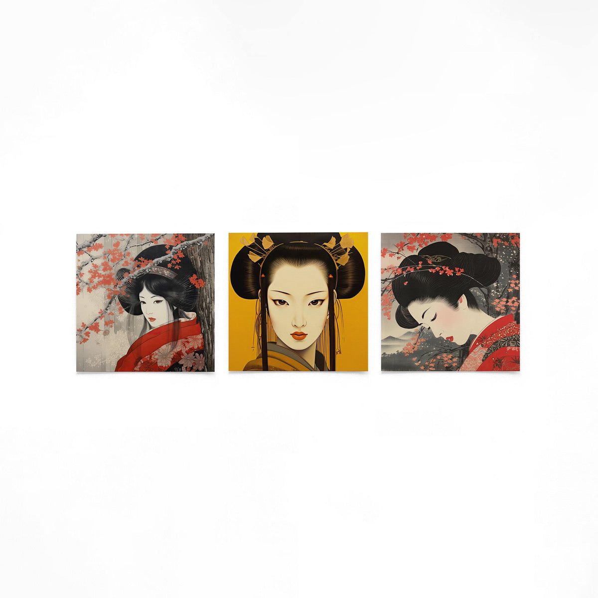 Drie vierkante posters met japanse vrouwen op een gebroken witte achtergrond