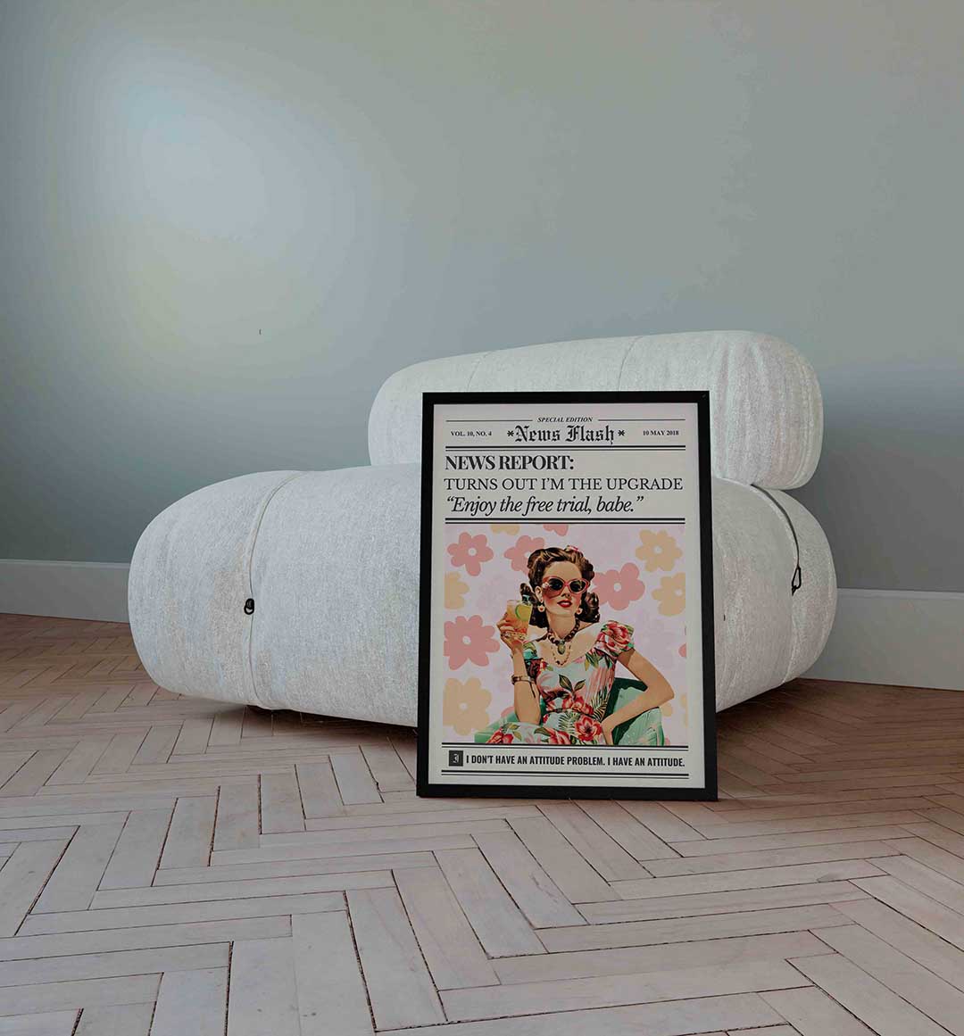 Vrouw met zonnebril en bloemenjurk Poster