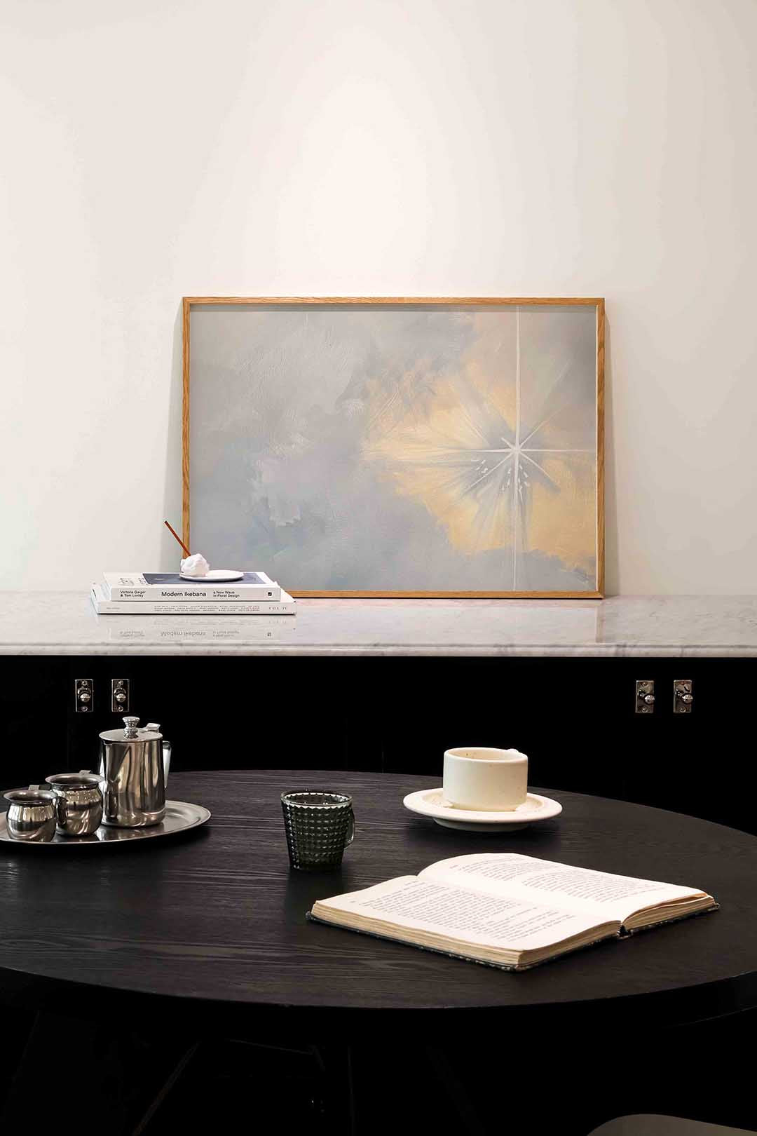 Lichtstraal en schaduw Poster