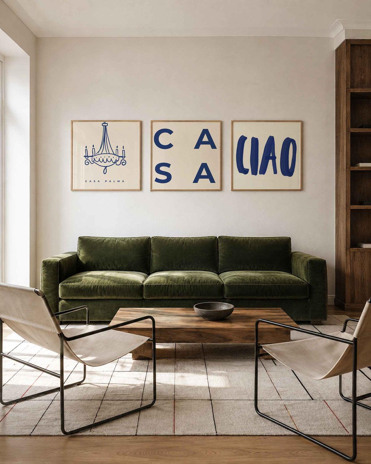 Interieurpresentatie van een driedelige vierkante posterset met casa palma chao