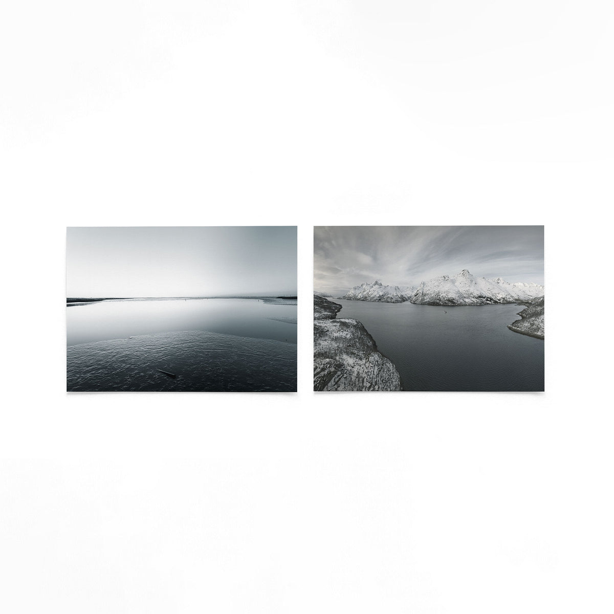 Productfoto van twee liggende posters met stilte tussen water en sneeuw – Gerald Emming