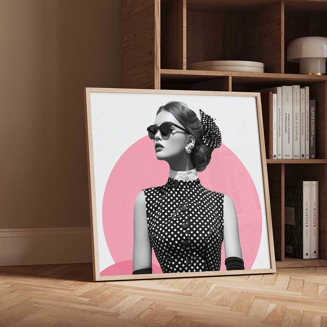 Dame met zonnebril Poster