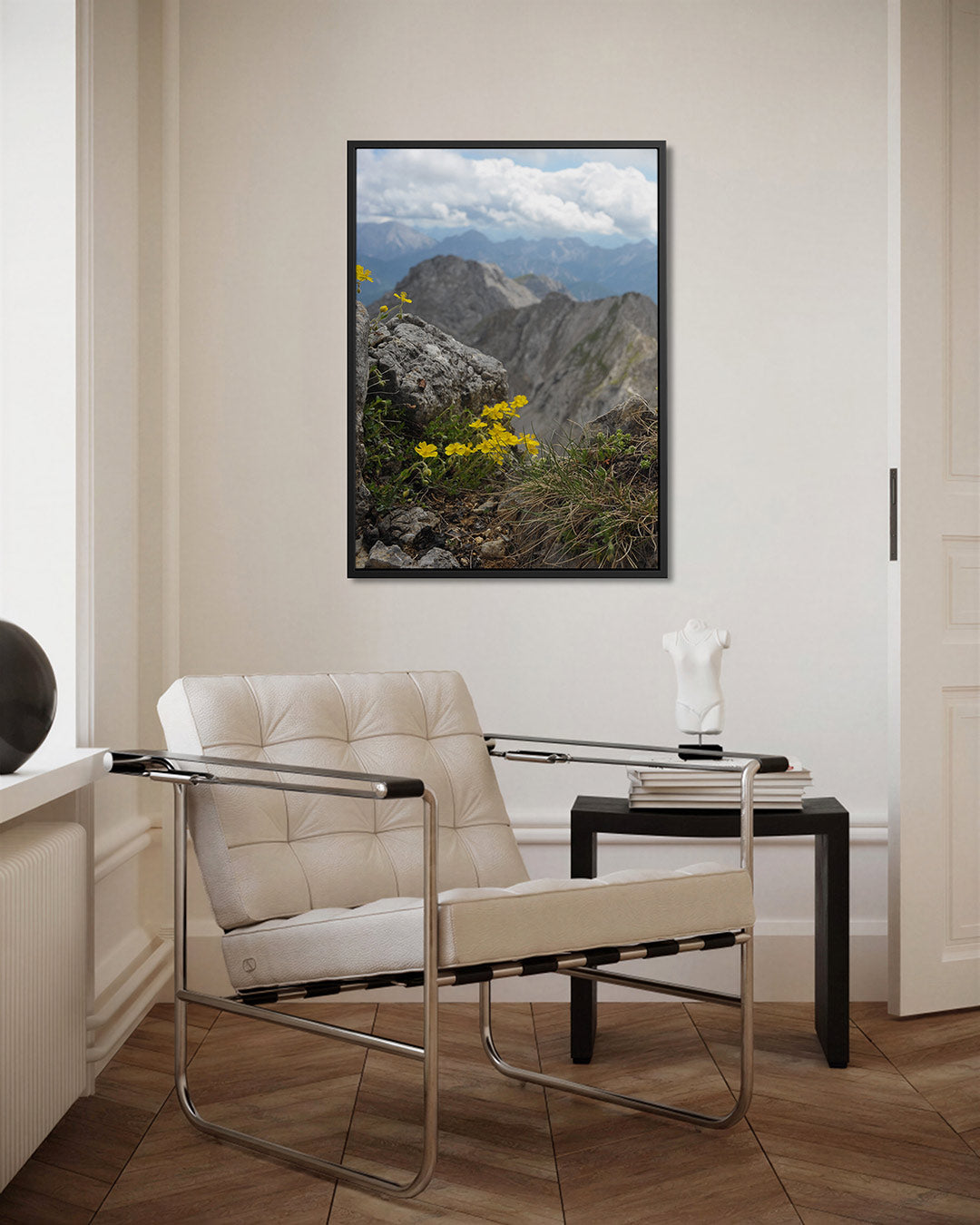 Berglandschap met bloemen Kunstwerk
