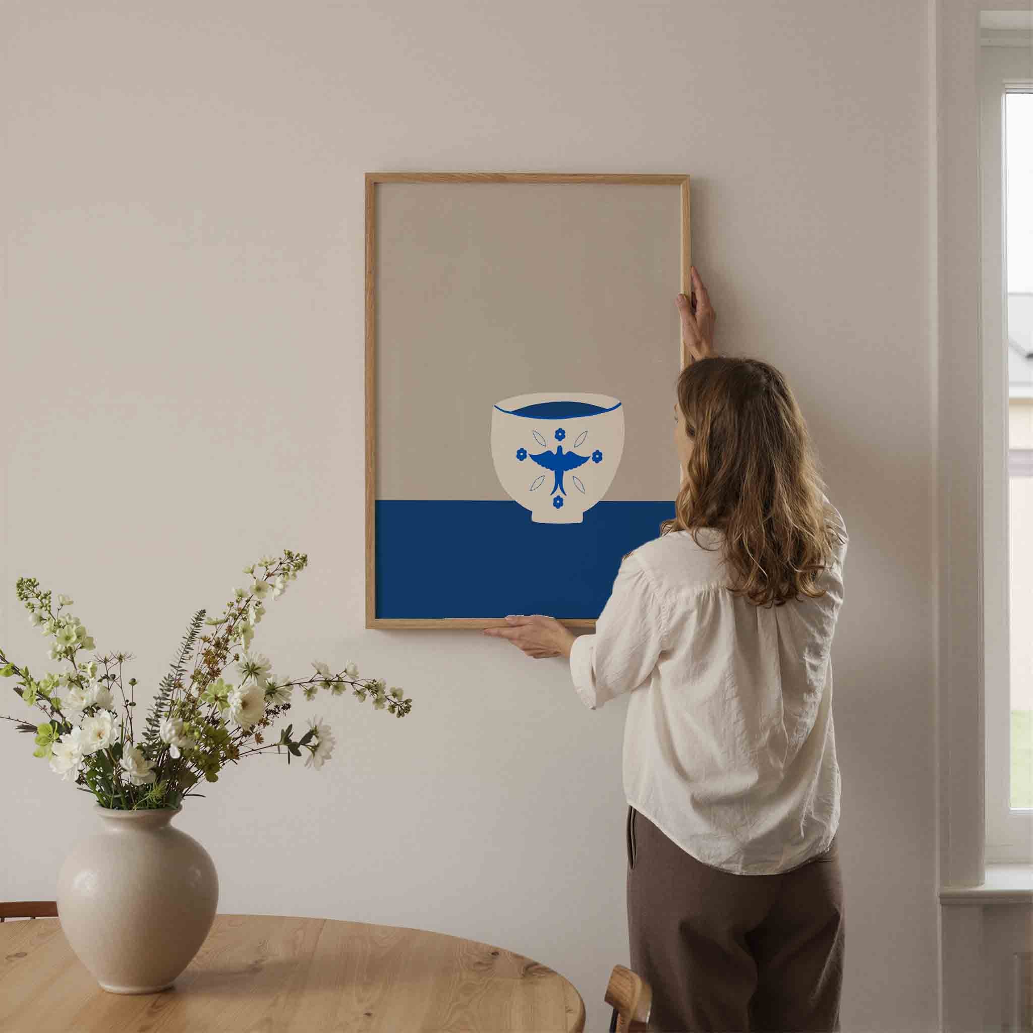Witte kom met blauwe vogel Poster