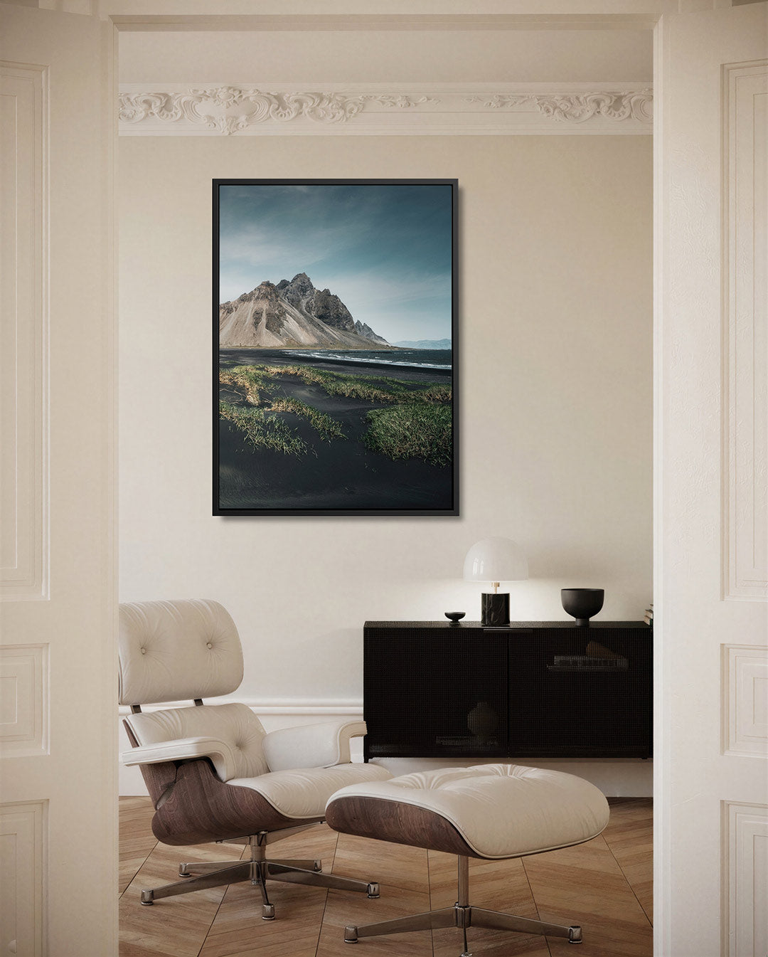 Berglandschap met zwarte zand Kunstwerk