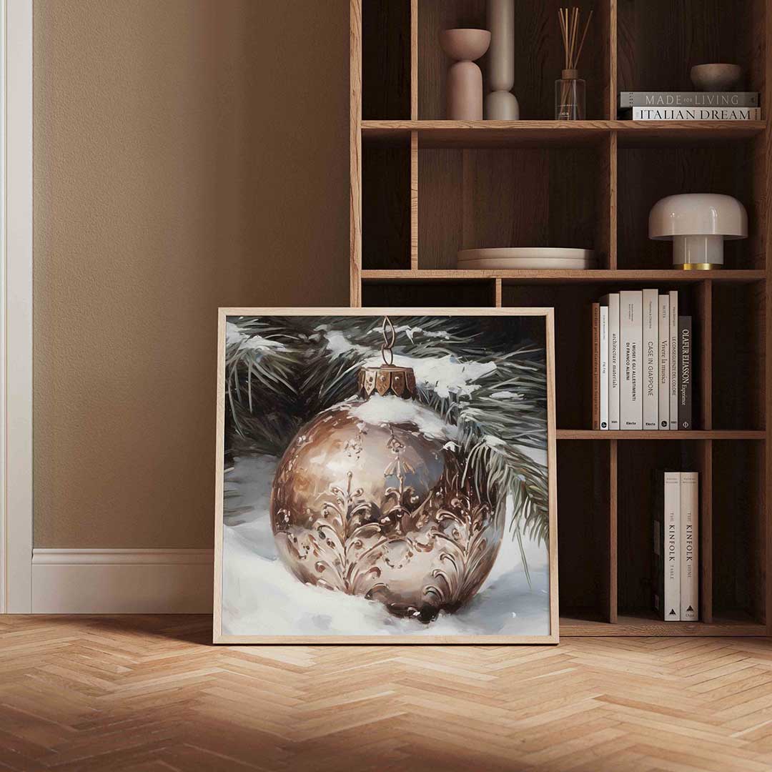Kerstbal met sneeuw Poster