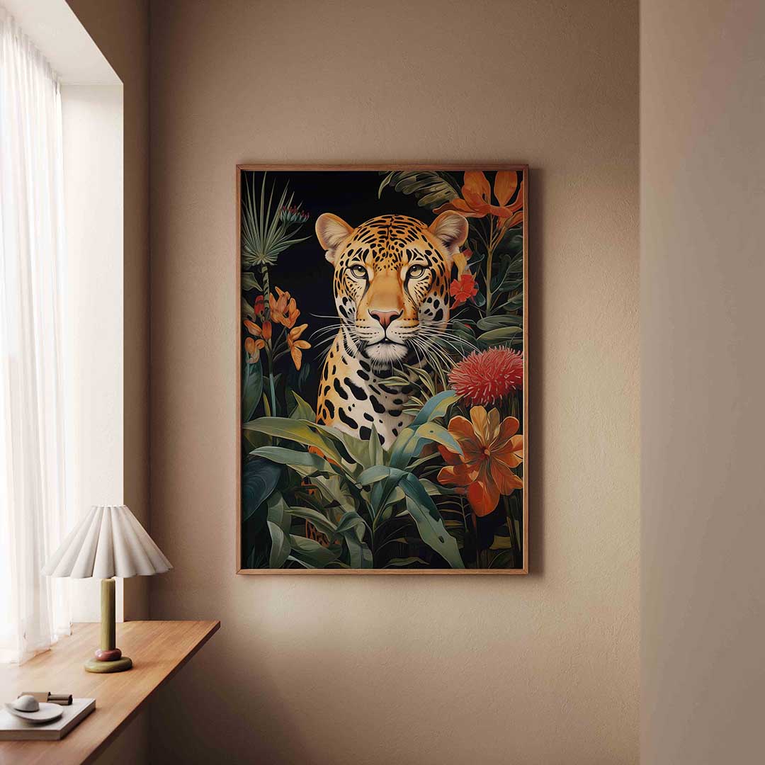 Luipaard tussen tropische bloemen Poster