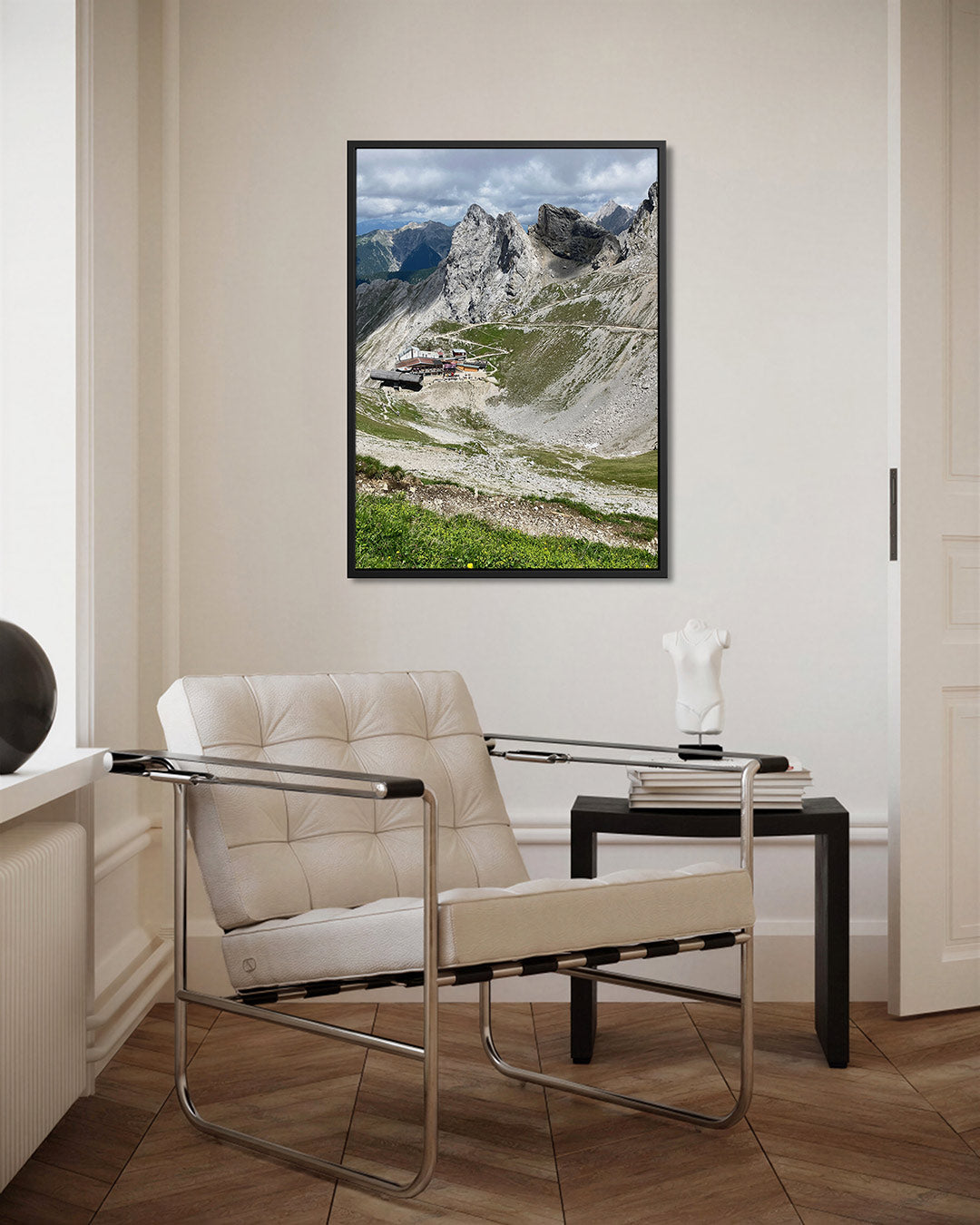 Berglandschap met gebouw Kunstwerk