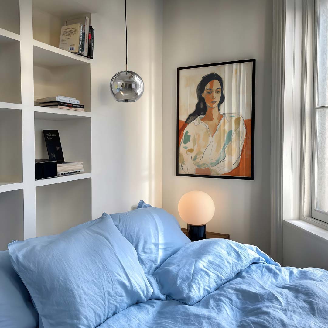Vrouwelijke Expressie in Krachtige Kleuren Poster-WallArtistic