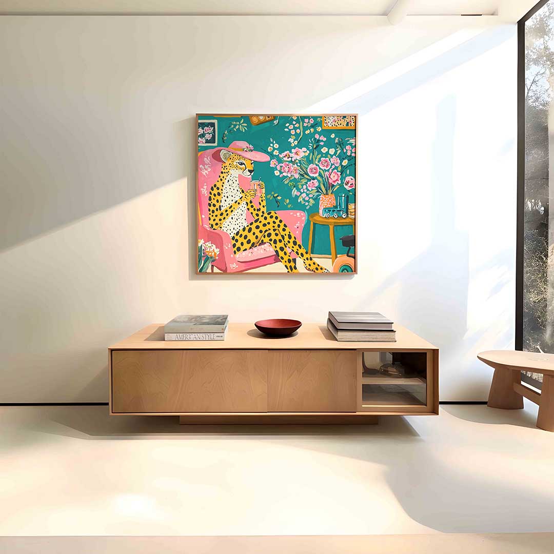 Luipaard met roze hoed Poster