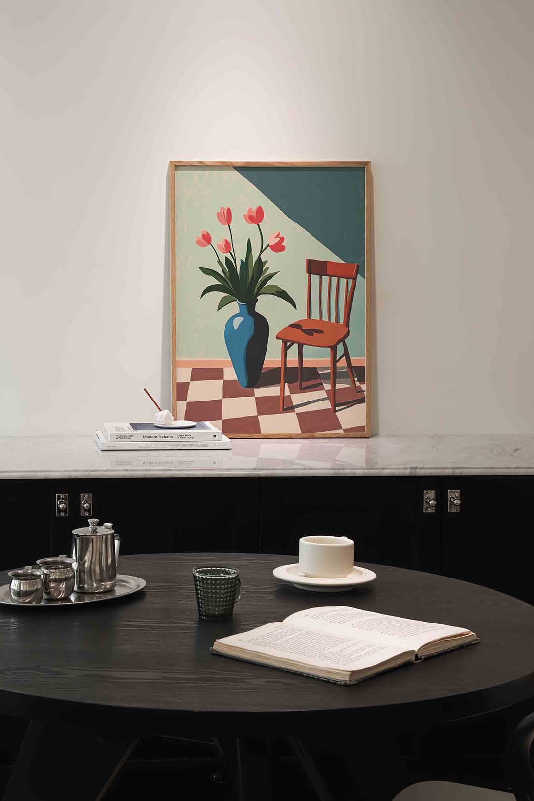 Bloemen en stoel Poster
