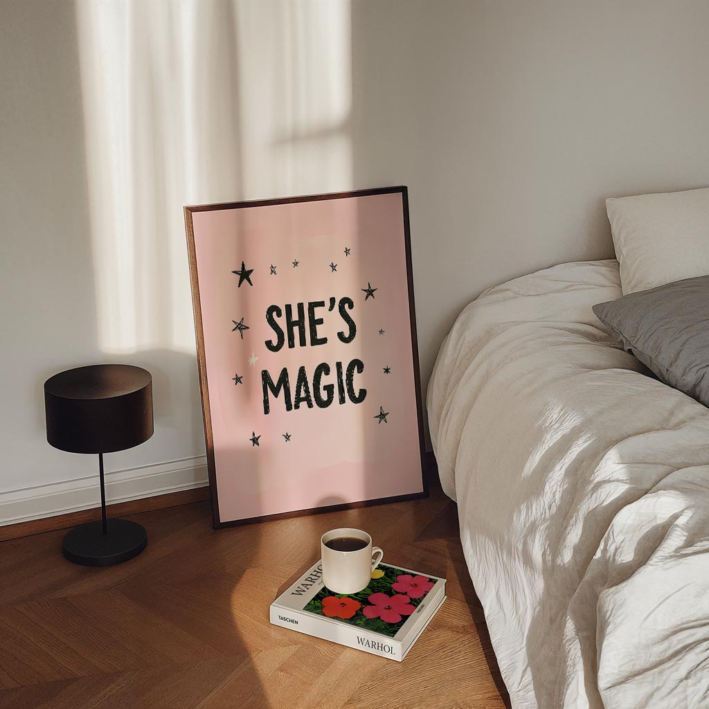 Inspirerende She's Magic Poster-WallArtistic