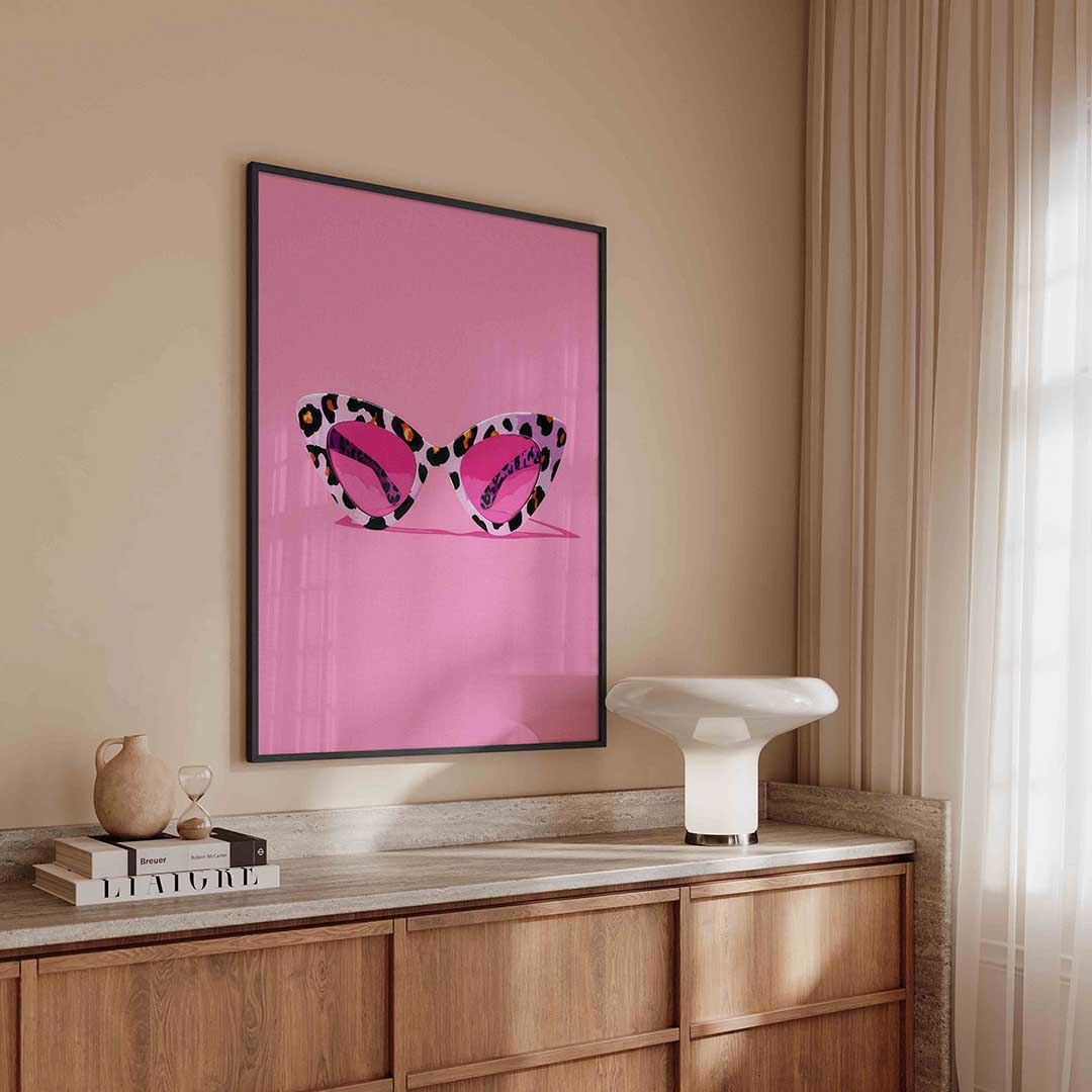 Zonnebril met luipaardprint Poster