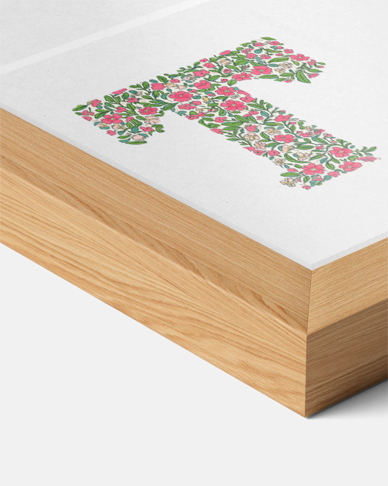 Bloemrijke T Monogram Poster-WallArtistic
