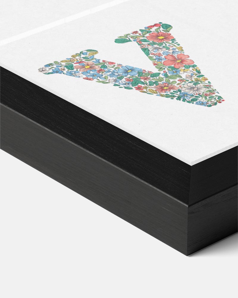 Bloemrijke Letter V Poster-WallArtistic