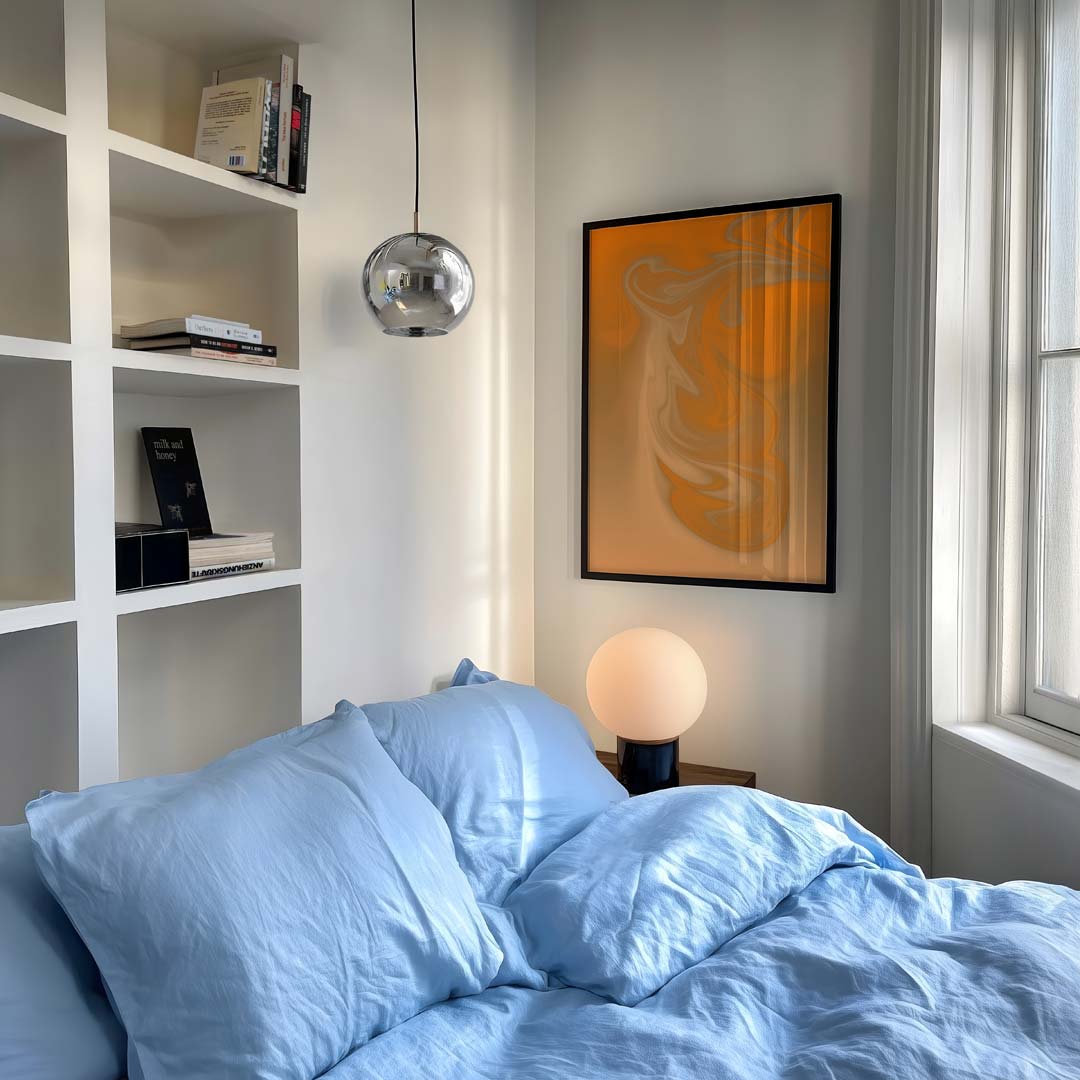 Vloeiende Oranje Vibes Poster-WallArtistic