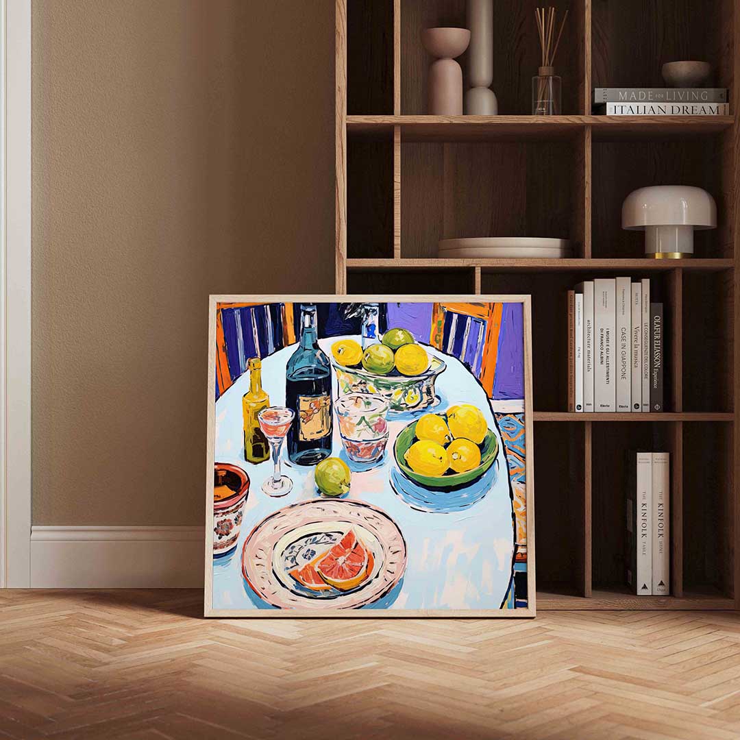 Fruit en flessen op tafel Poster