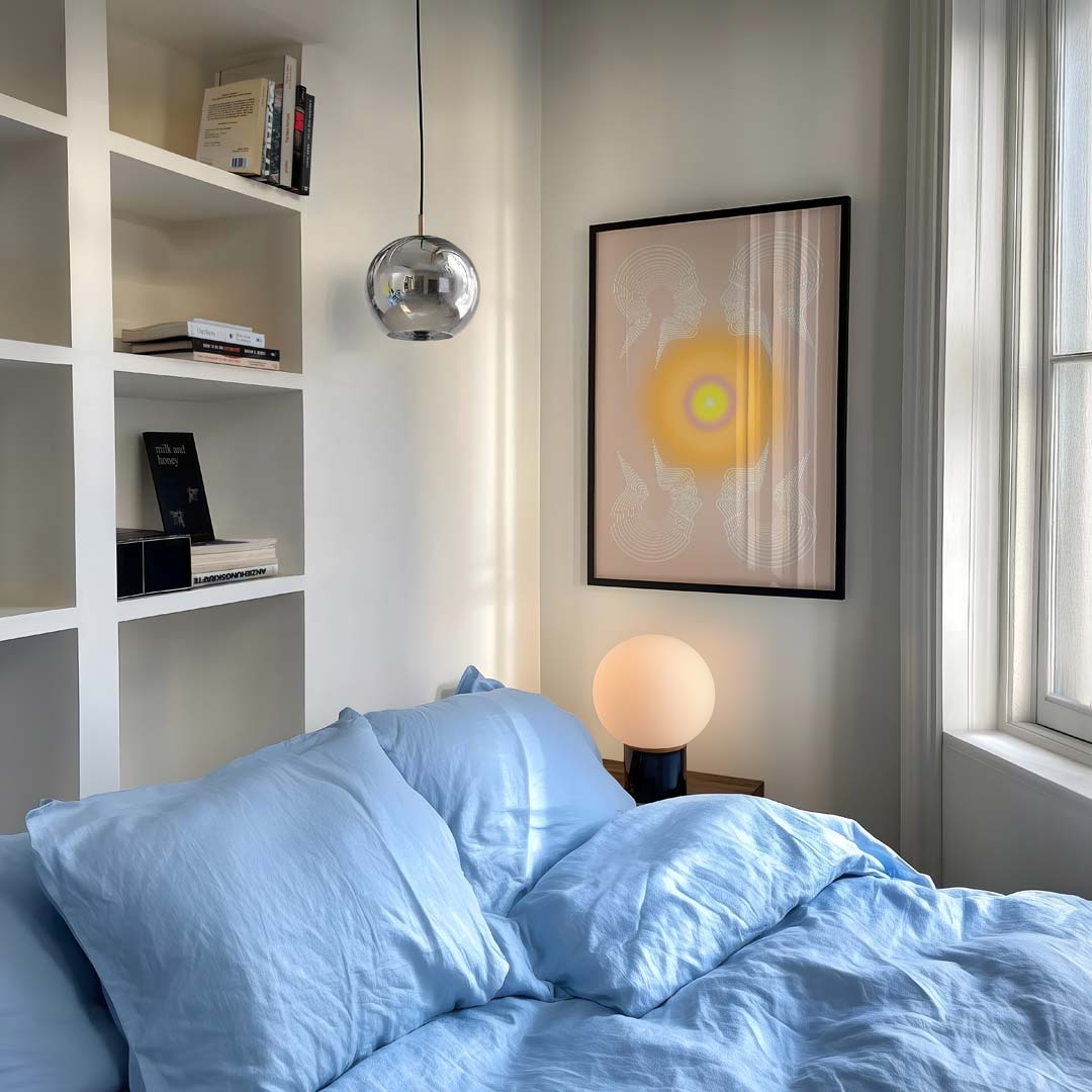 Stralende Zonsopgang in Abstracte Gezichtslijnen Poster-WallArtistic