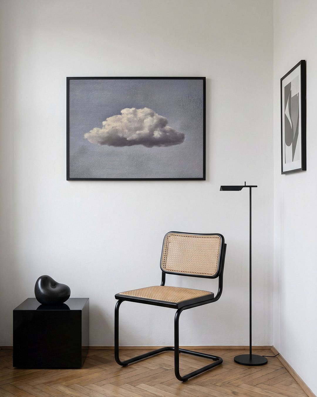 Wolk tegen grijze lucht Poster