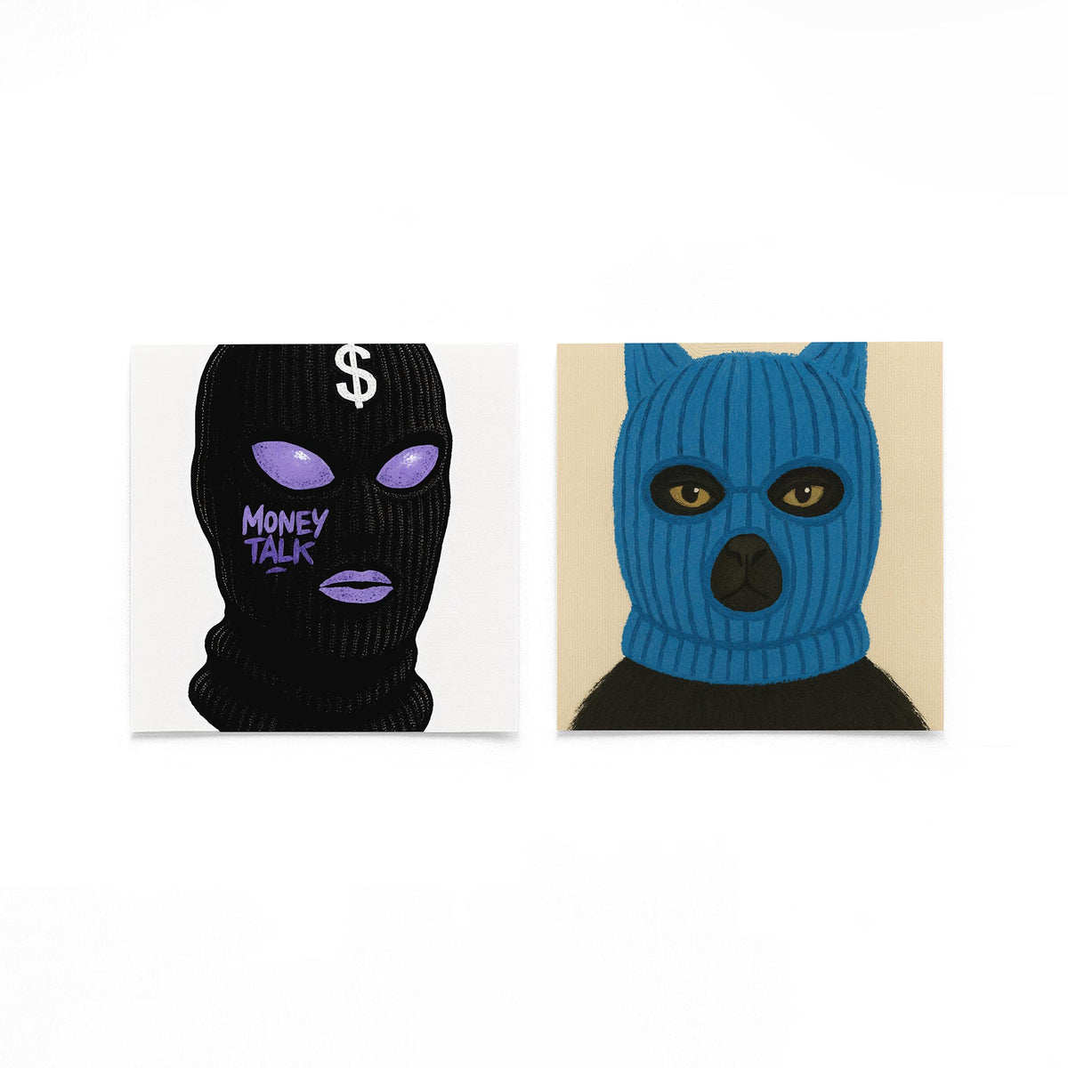 Twee vierkante posters met masker en kat op een gebroken witte achtergrond