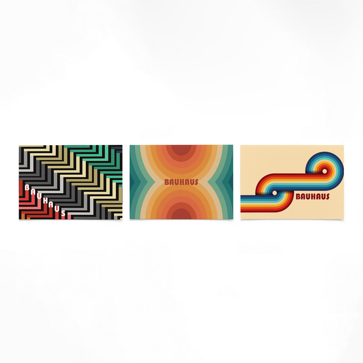 Drie landscape posters met kleurbanen en ritme als vrijstaande productfoto