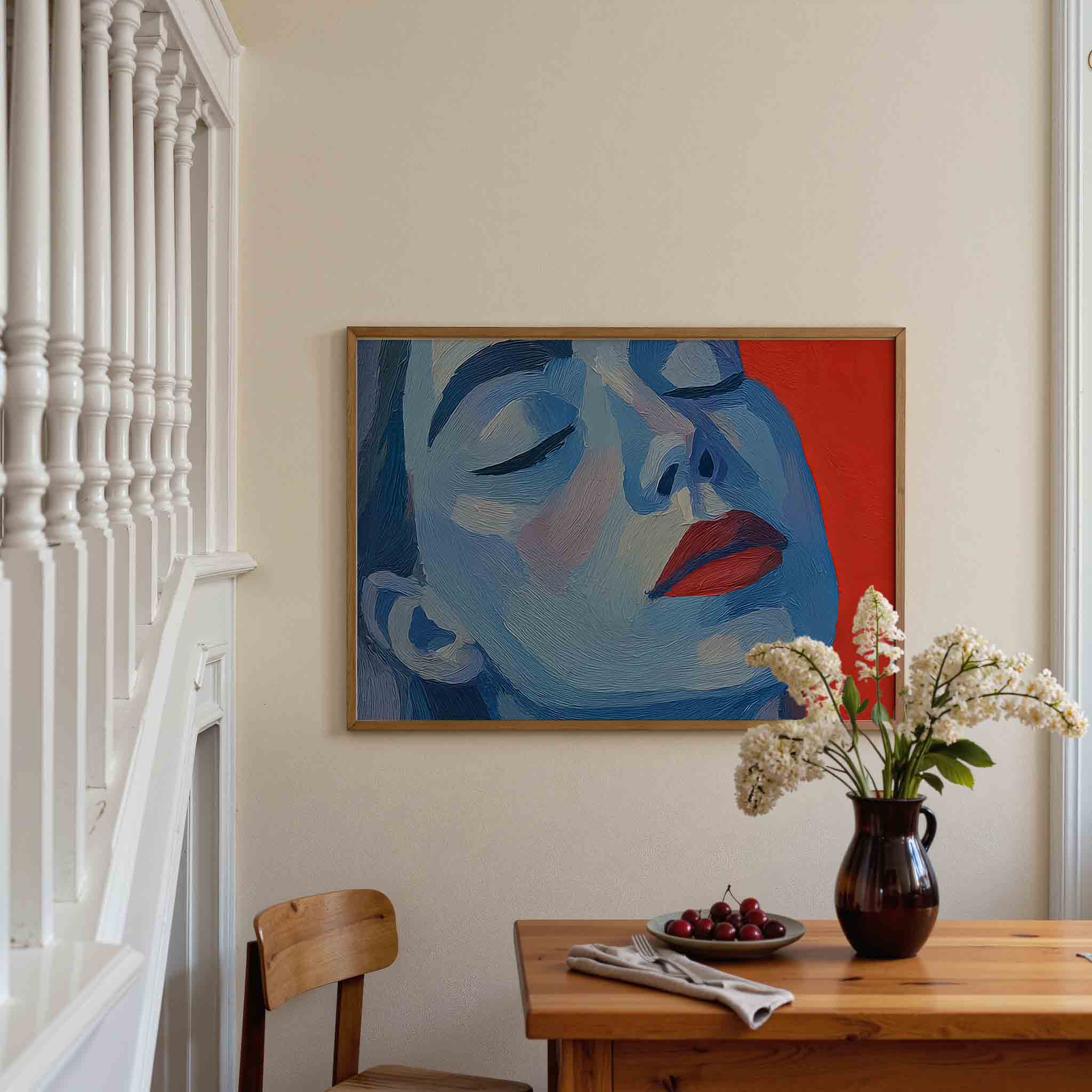 Blauw gezicht met rode achtergrond Poster