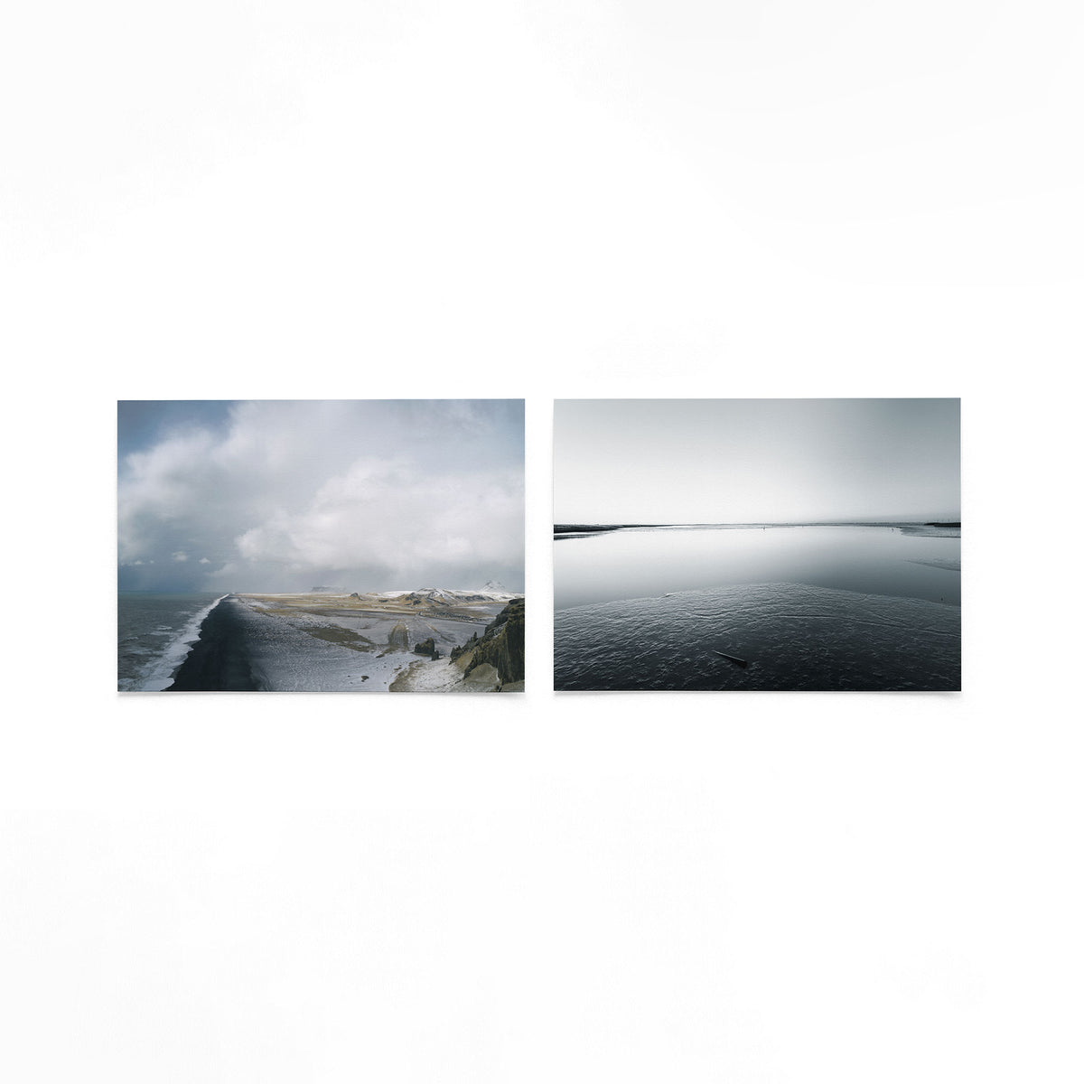Productfoto van twee liggende posters met kust onder grijze wolken – Gerald Emming