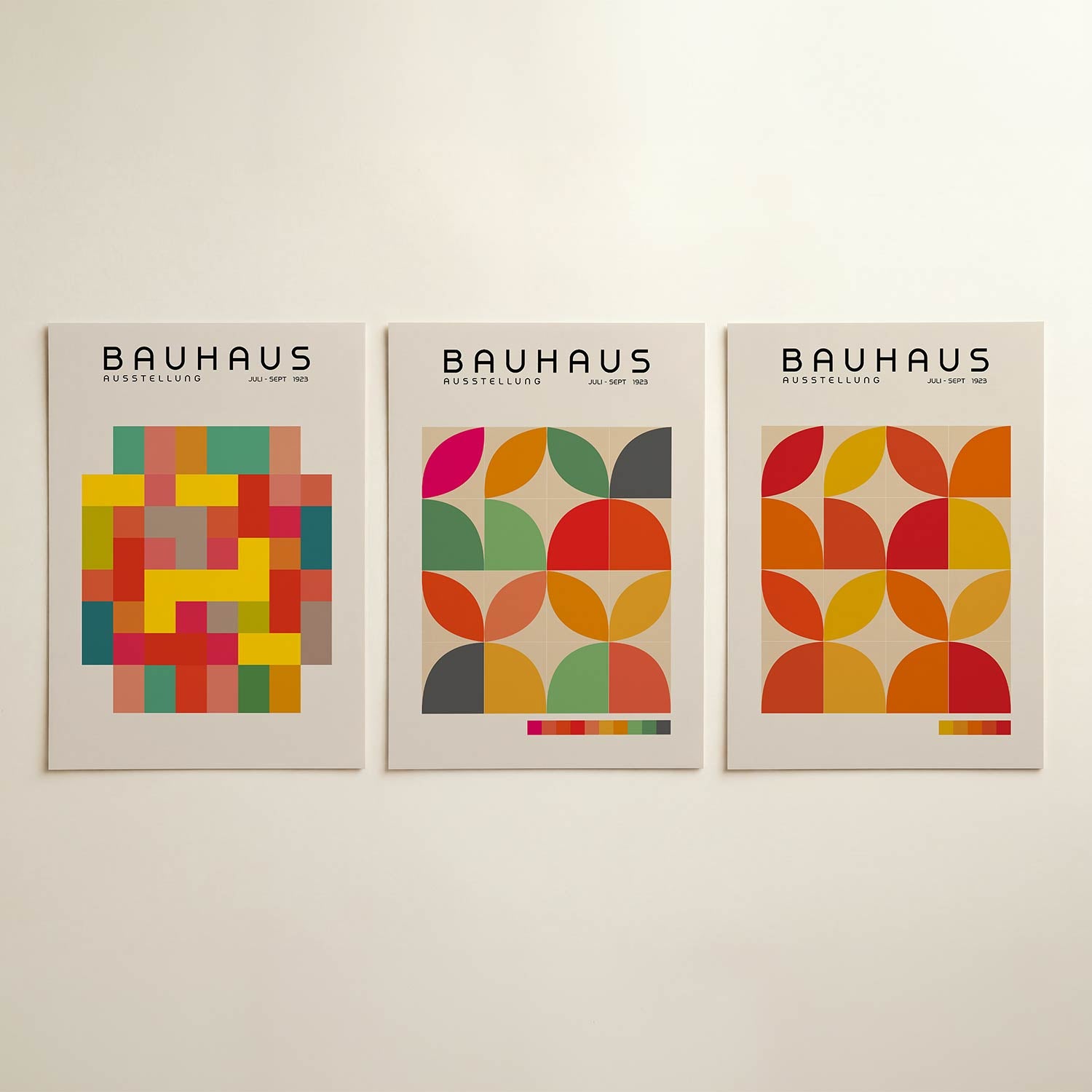Kleurrijke vlakverdeling Posterset