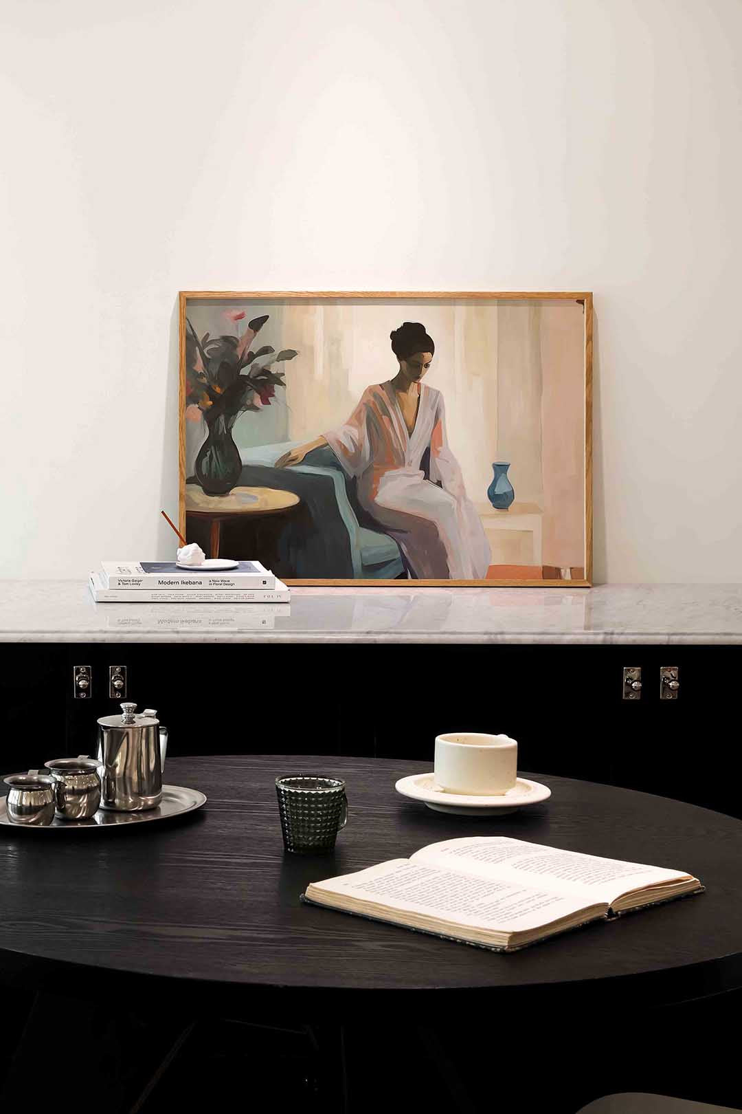 Vrouw in kamer Poster