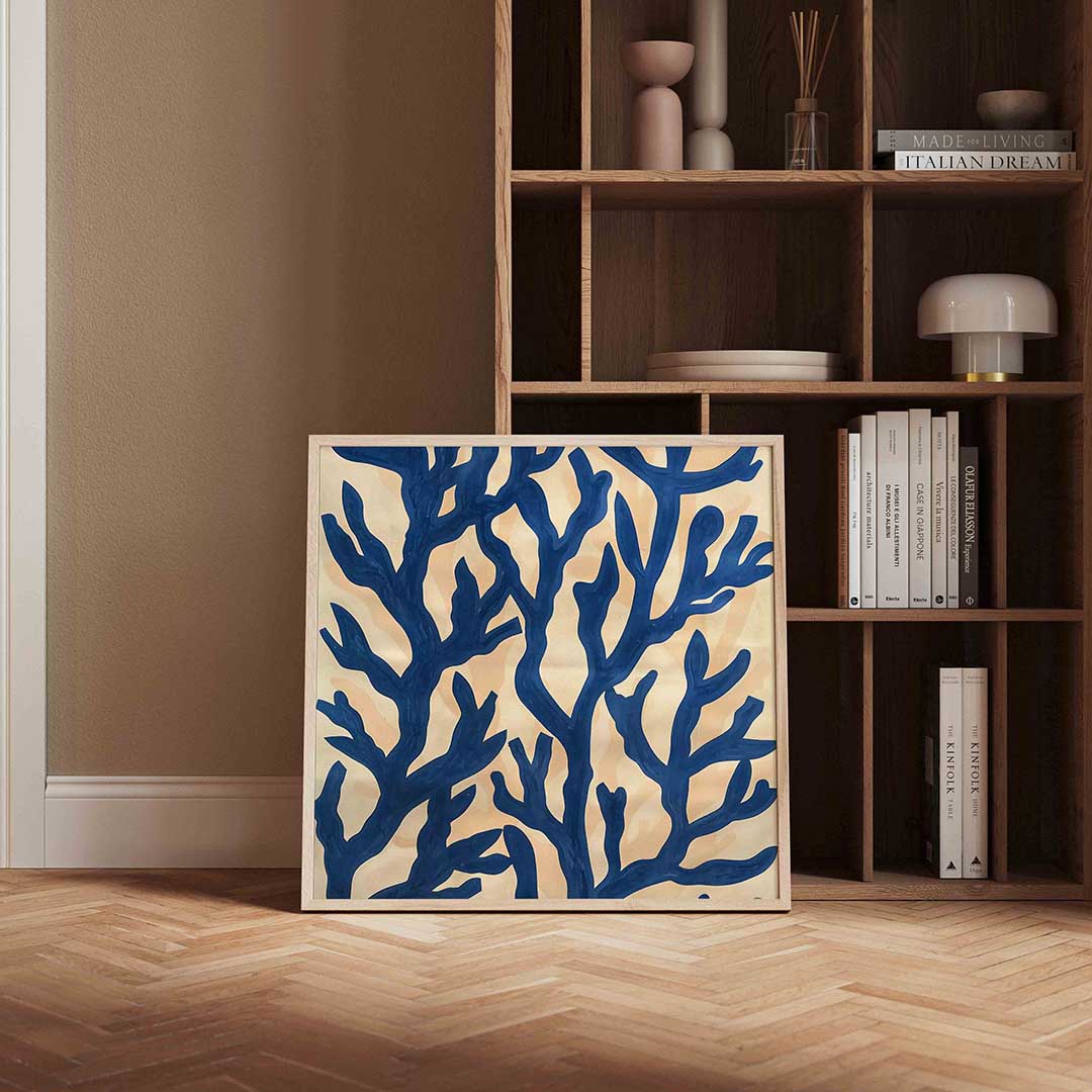 Blauwe takken op beige Poster